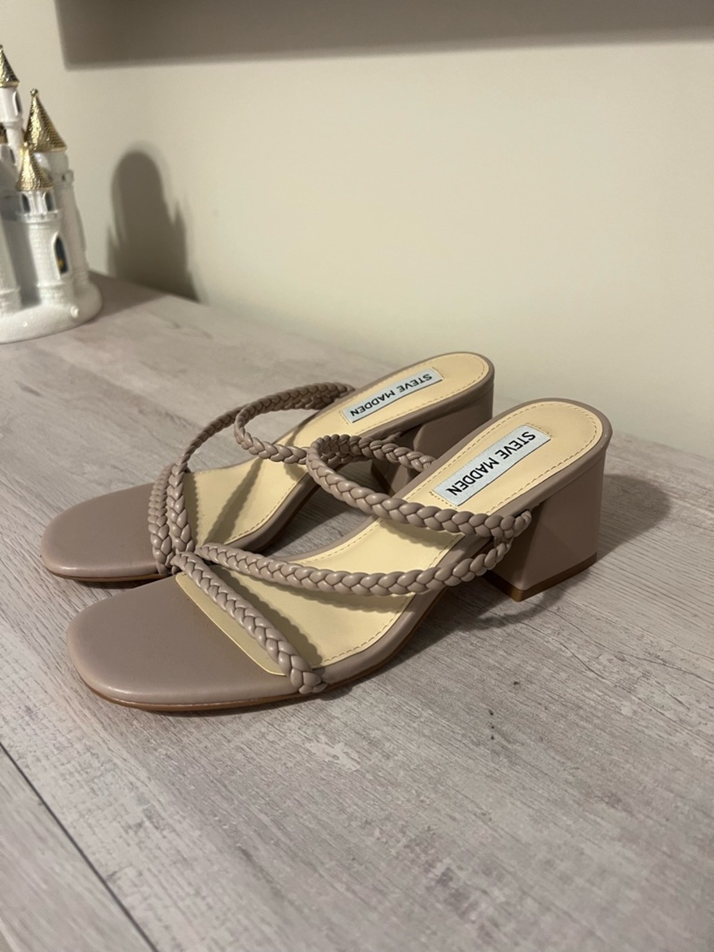 Steve Madden Braided Taupe Block Heel Sandals | New without tags 👠